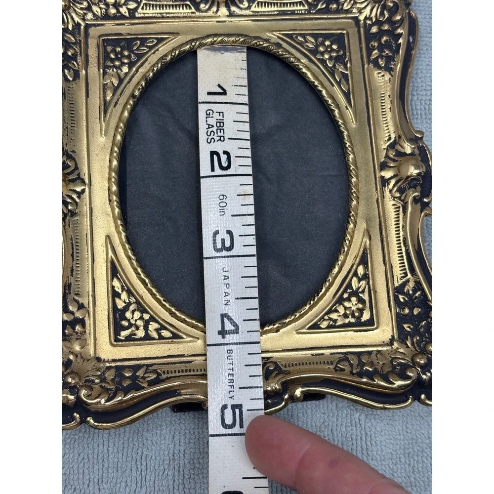 Vintage Ornate Gold and Black Floral Scrollwork Oval Picture Frame